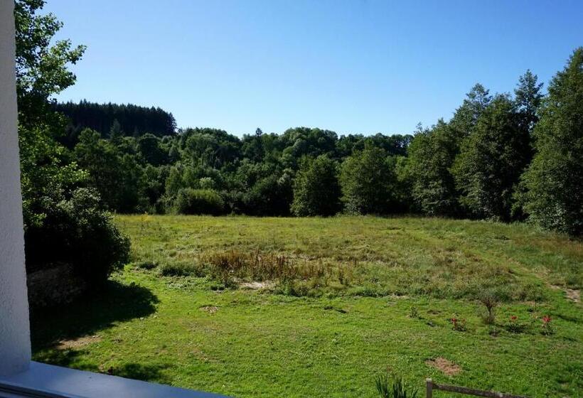 山景套房, Les Neuf Bouleaux