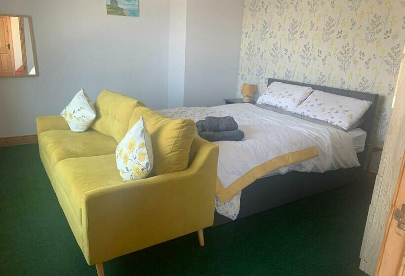 غرفة قياسية, Mussenden House