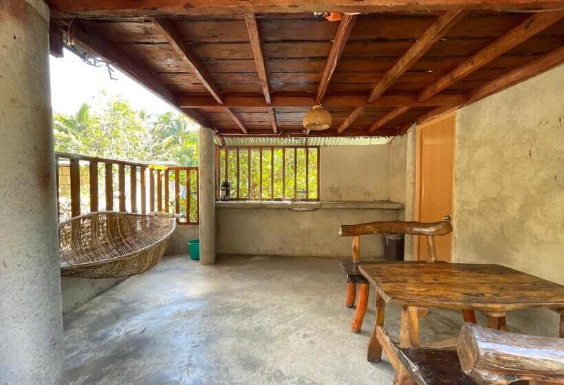 בקתה סטנדרטית, Camp Paraiso Resort