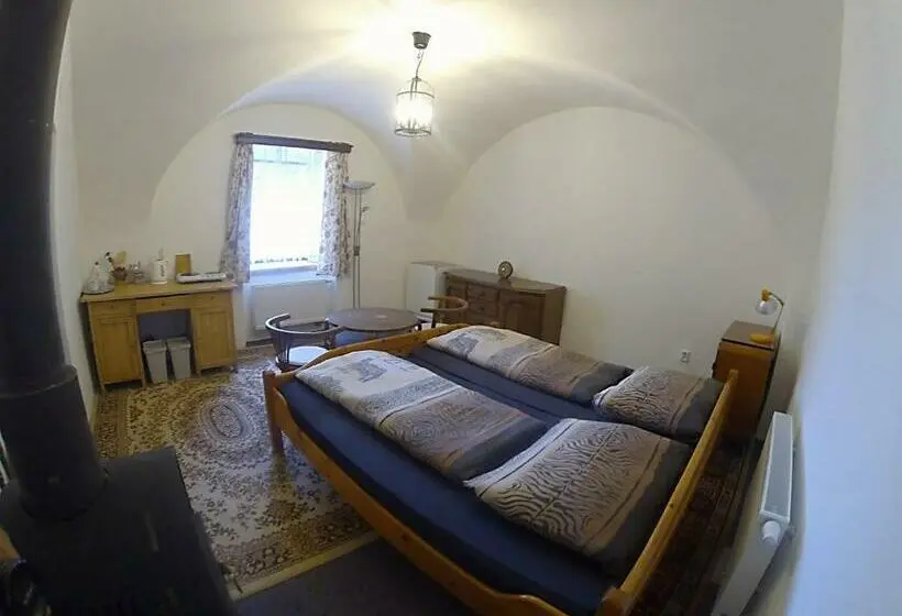 Economy-huone, Statek Křinice