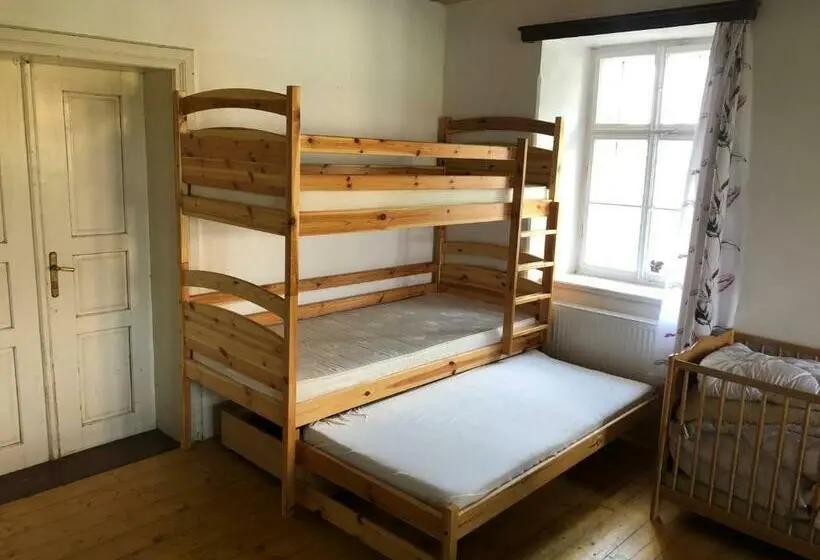 Standard-huone, Statek Křinice