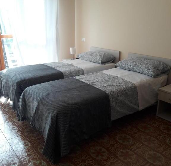 スタンダードトリプルルーム, Locanda Cavallo Bianco   Affittacamere