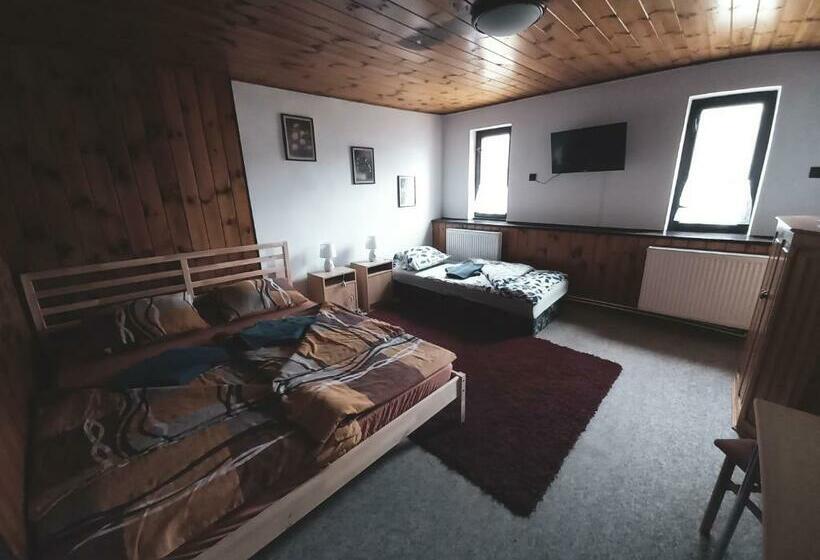 סוויטה, Penzion U Statku