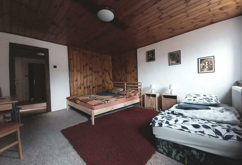 סוויטה, Penzion U Statku