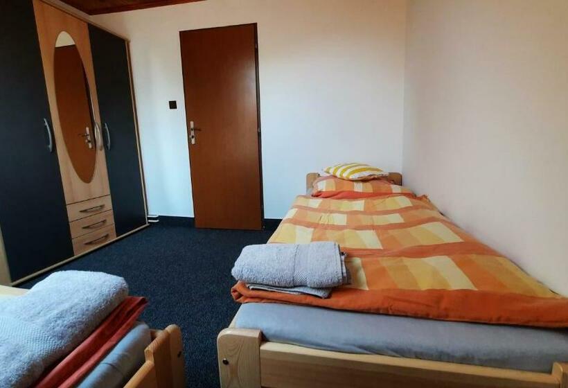 סוויטה, Penzion U Statku