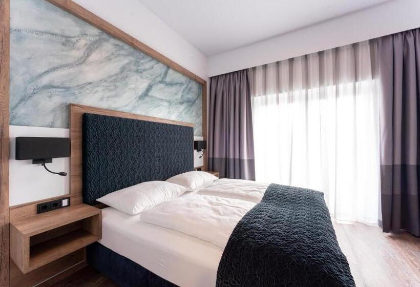 Номер Стандарт с Балконом, Traunfall