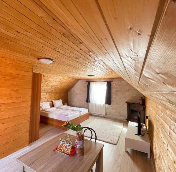 豪华房间, Somogyi Vendégház