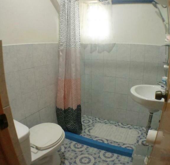 غرفة ديلوكس مطلّة علي البحر مزوَّدة بشُرفة, Belfort House B&b