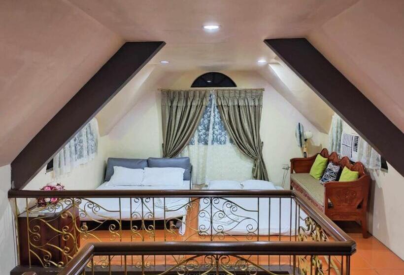 غرفة ديلوكس مطلّة علي البحر مزوَّدة بشُرفة, Belfort House B&b