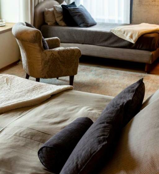 סוויטת ג'וניור, De L’ours Preles