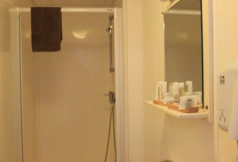 标准间, Hôtel Du Lion D Or