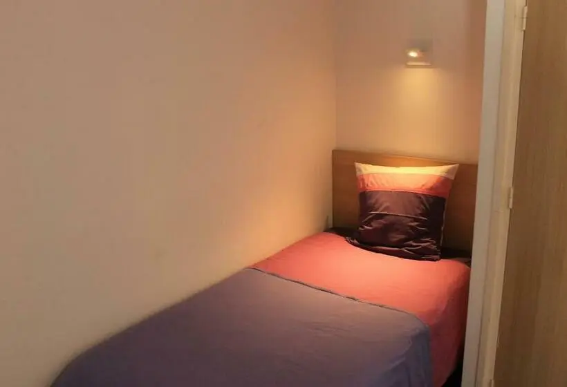 スタンダードトリプルルーム, Hôtel Du Lion D Or