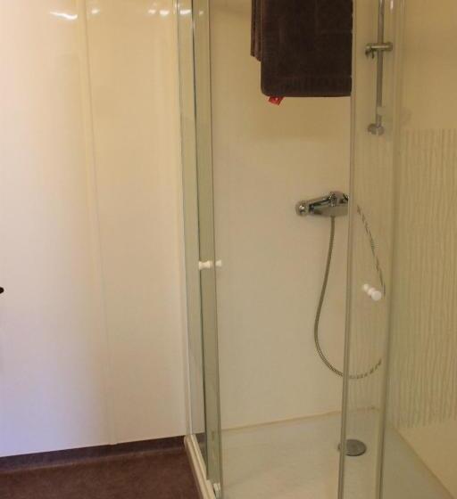 家庭间, Hôtel Du Lion D Or