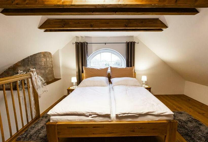 Номер Стандарт, Pivovar Tupadly