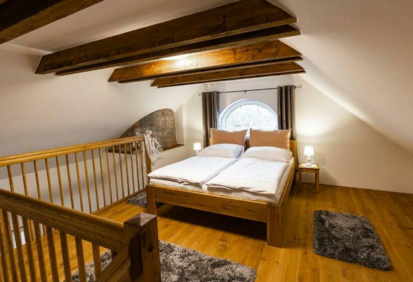 Номер Стандарт, Pivovar Tupadly