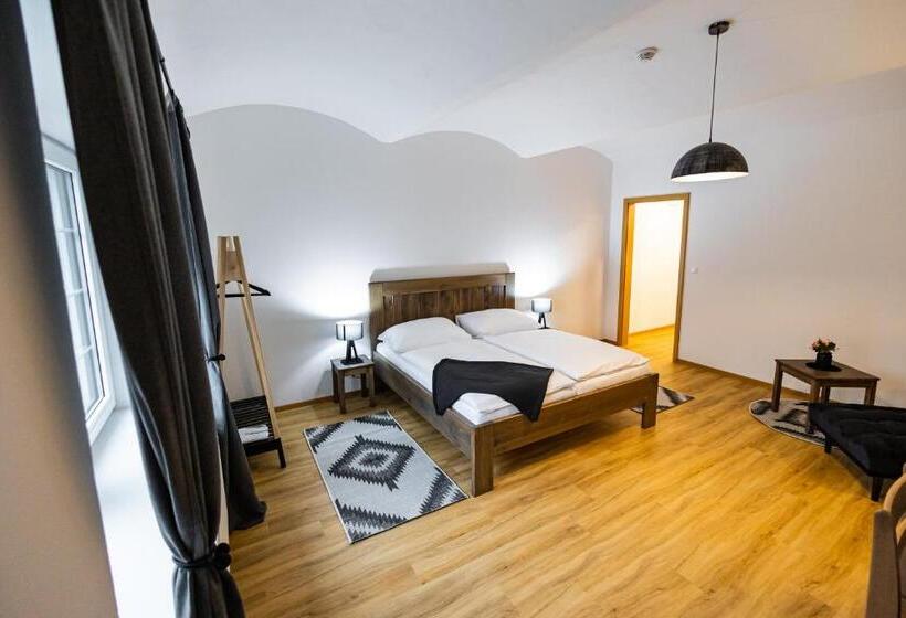 Номер Стандарт, Pivovar Tupadly