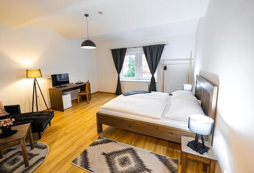 Номер Стандарт, Pivovar Tupadly