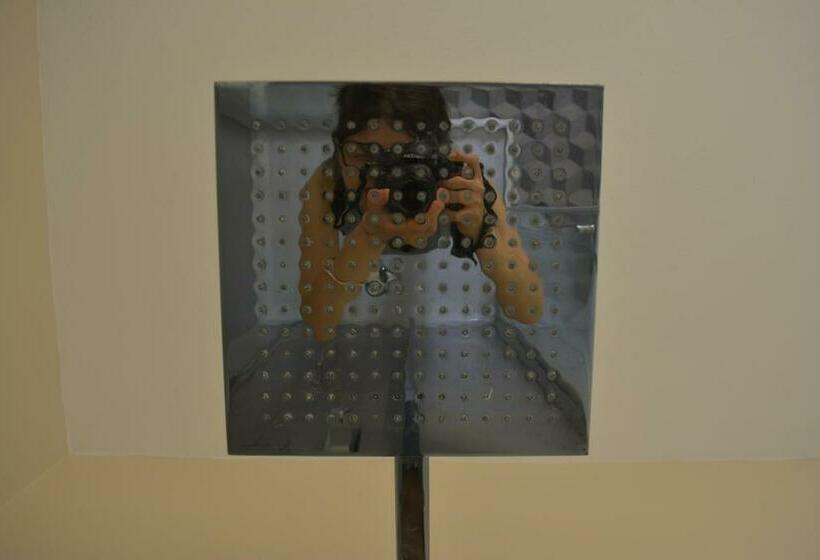 غرفة قياسية مزوَّدة بتراس, Il Gelso