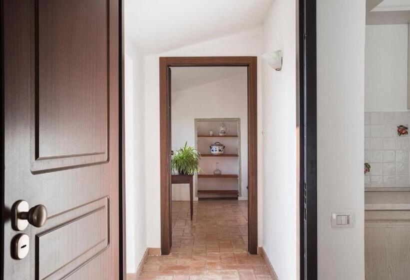 شقة غرفة واحدة ذات إطلالة, Agriturismo Castelvecchio, Casa Vacanza Con Piscina A Fabriano