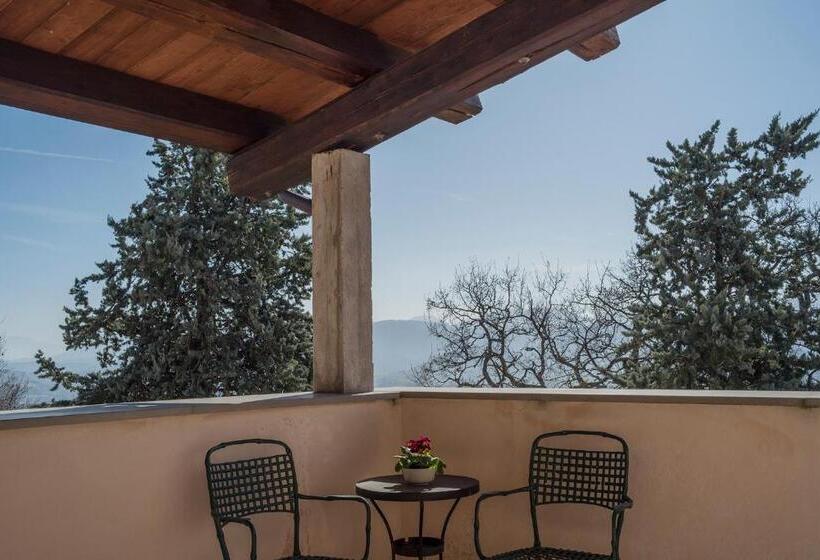 テラス付き１ベッドルームアパートメント, Agriturismo Castelvecchio, Casa Vacanza Con Piscina A Fabriano