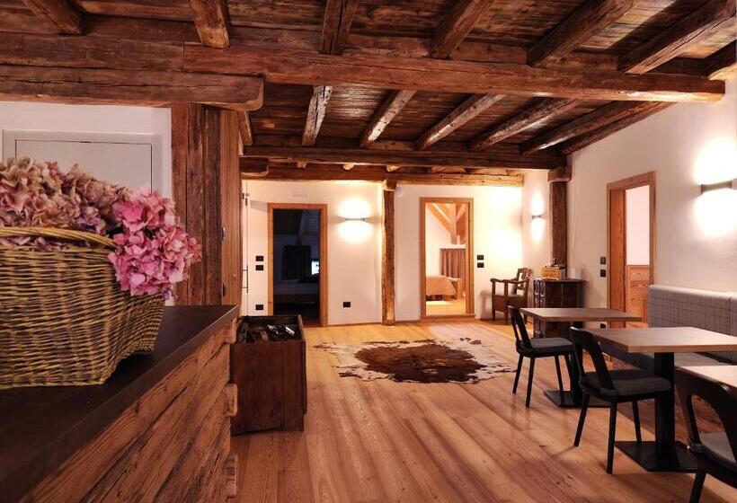 חדר דלוקס לשלושה, Agritur Fioris