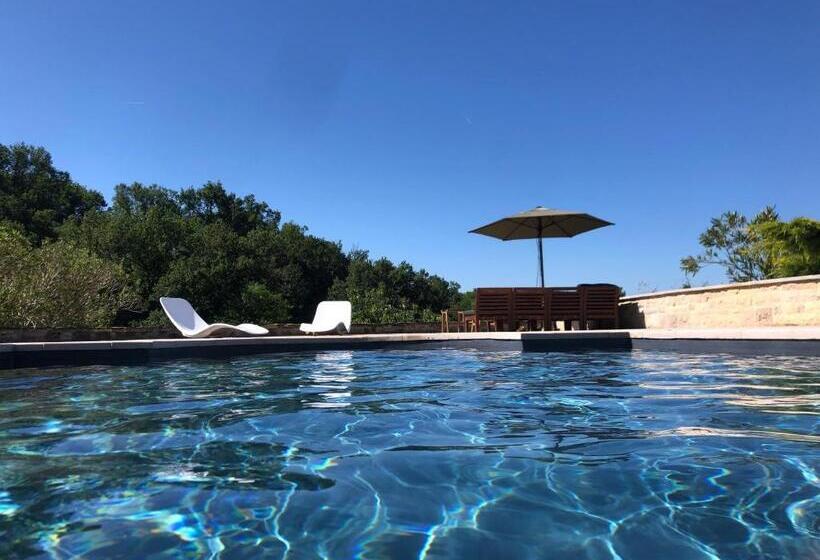 带大床的标准间, L Adret Du Bois