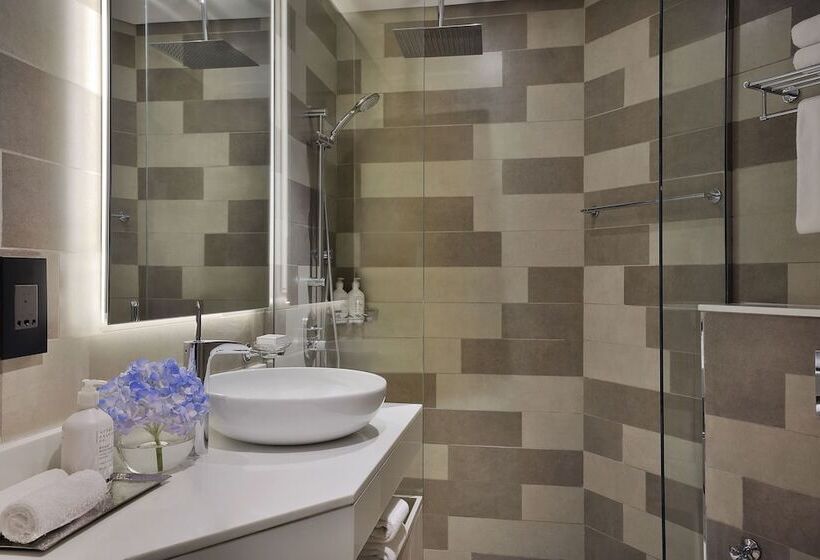 استودیوی سوپریور, NH Collection Dubai The Palm