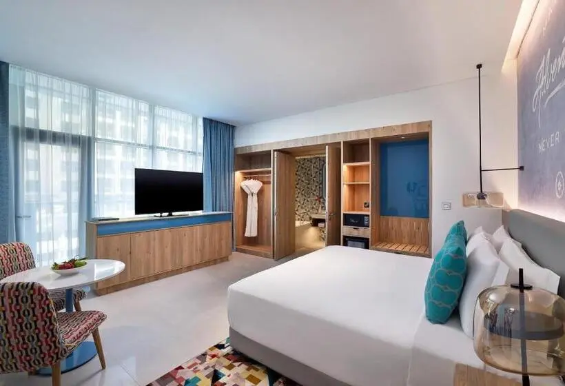 Deluxe-perhehuone, NH Collection Dubai The Palm