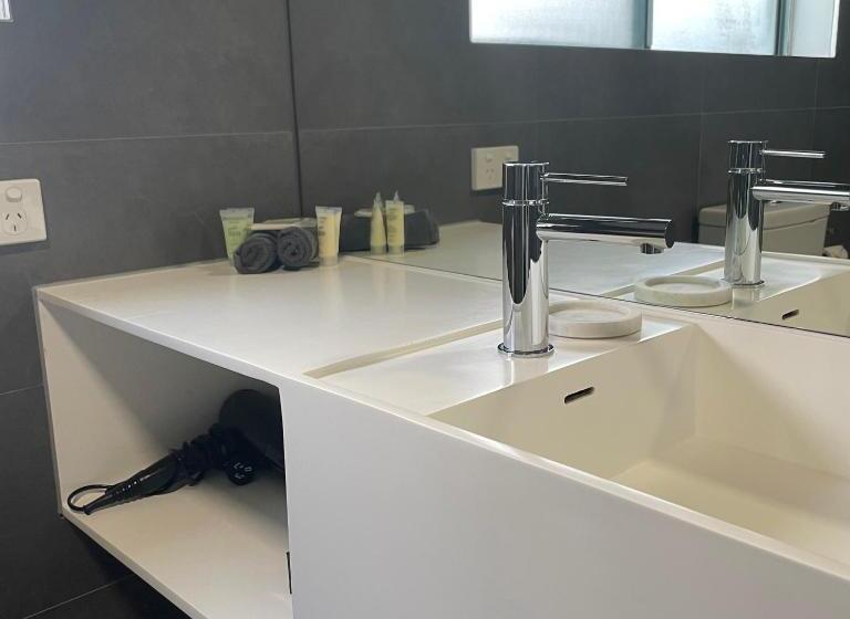 غرفة ديلوكس سرير كينج, Coastal Motel