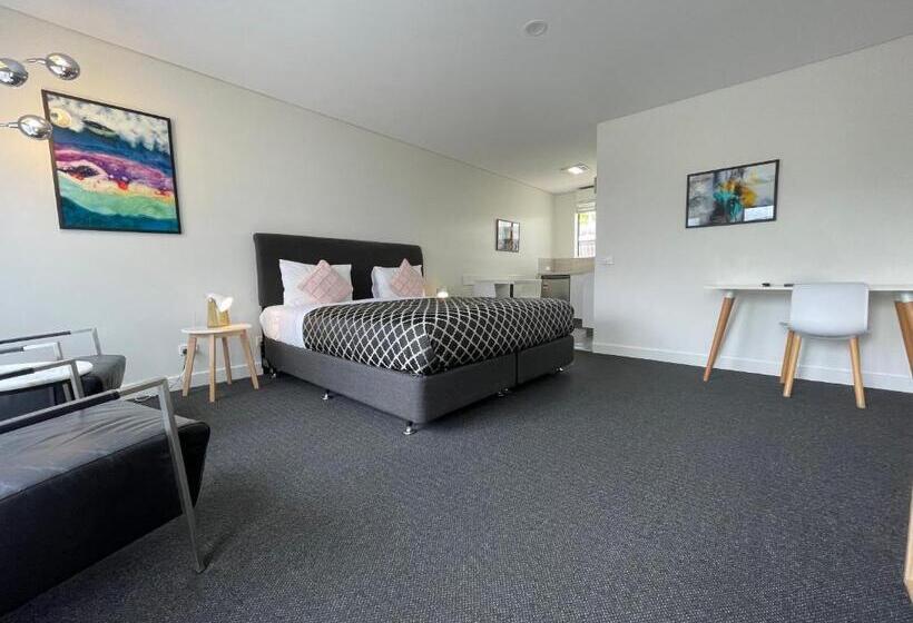 غرفة ديلوكس سرير كينج, Coastal Motel