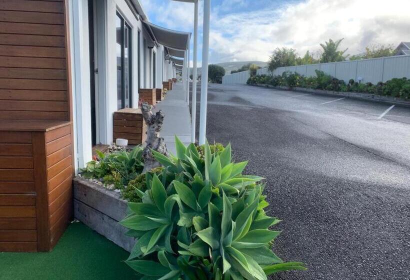 غرفة ديلوكس, Coastal Motel