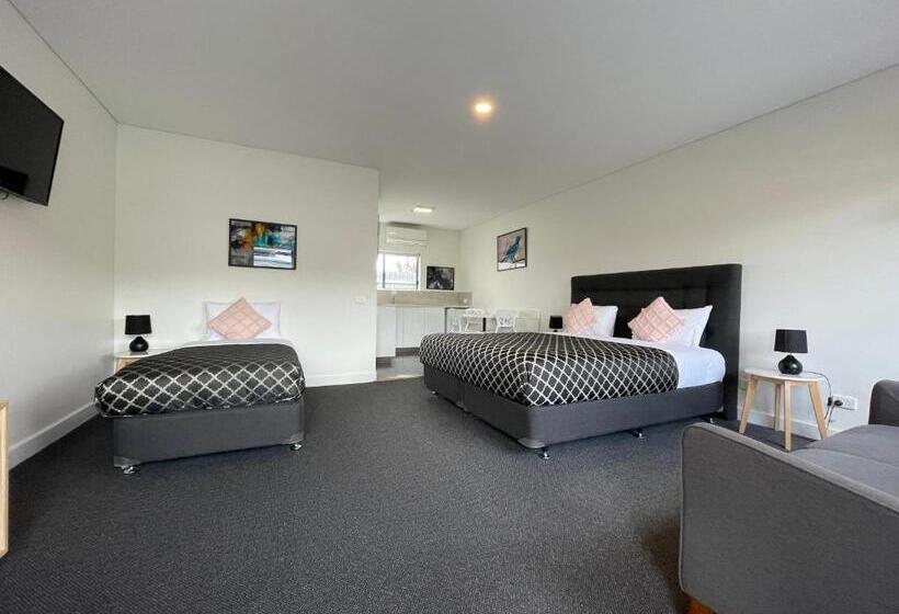 غرفة ديلوكس, Coastal Motel