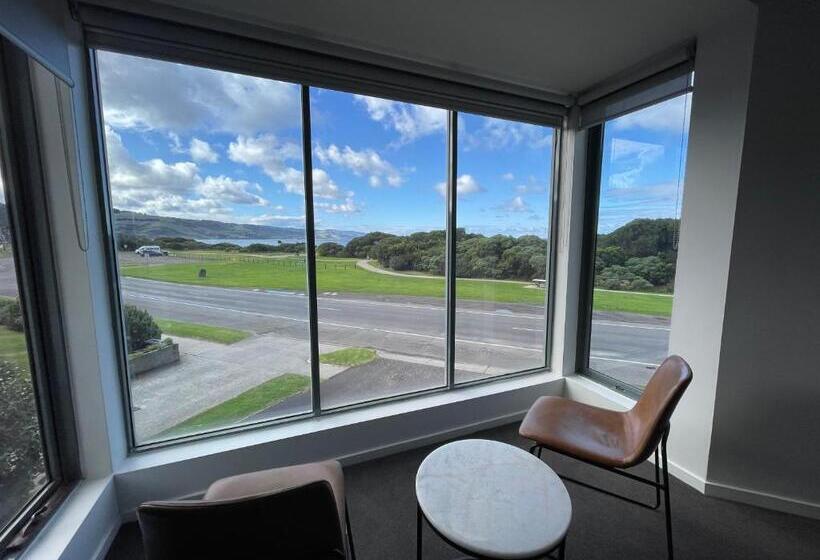 منزل 3 غرف نوم, Coastal Motel