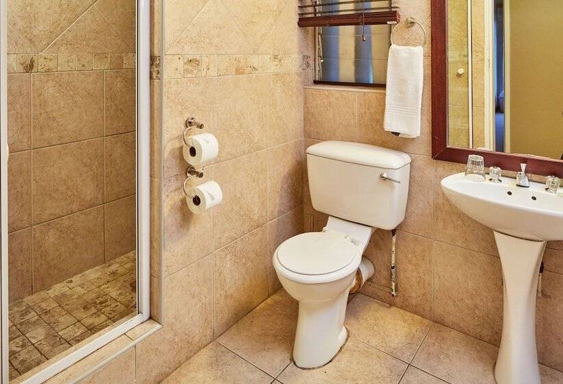 בקתת חדר, First Group Midlands Saddle And Trout