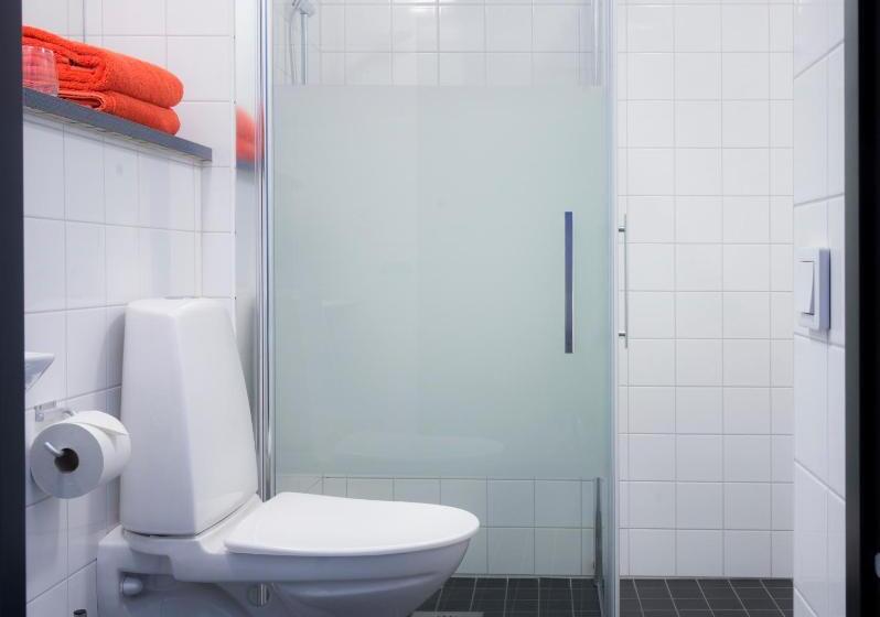 quarto Deluxe Adaptado para Deficientes Físicos, First Hotel Central