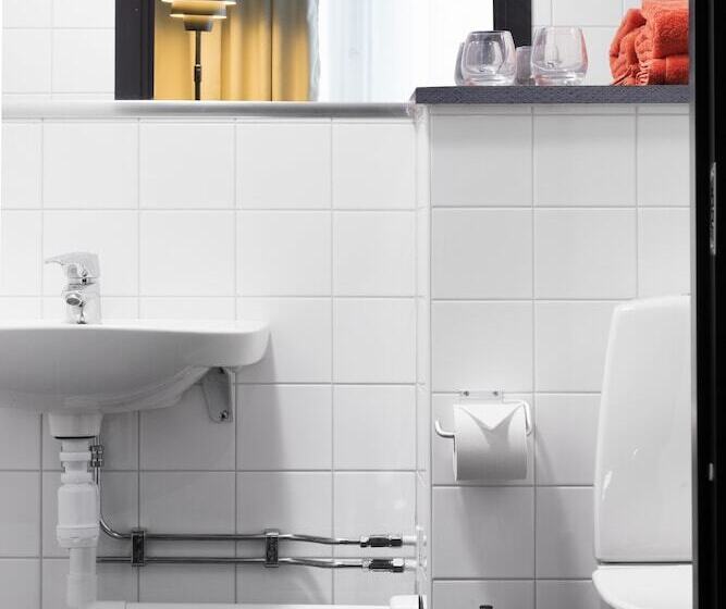 Quarto Deluxe, First Hotel Central
