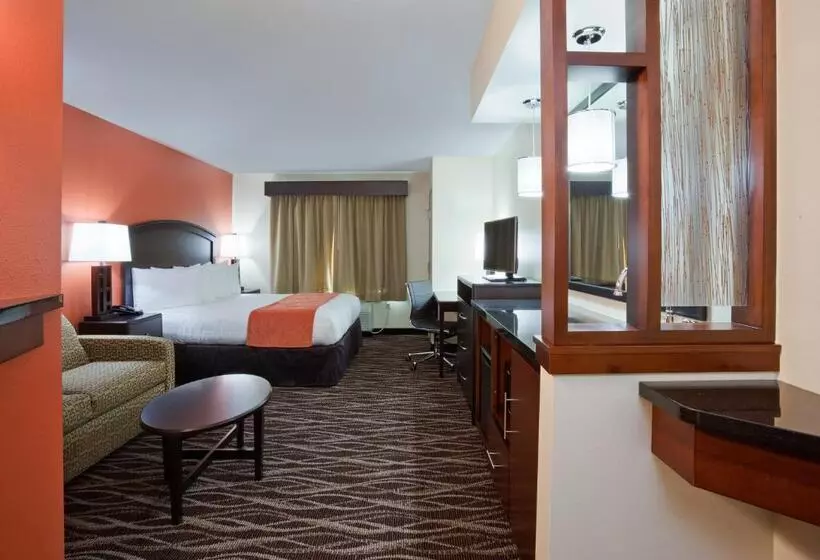 キングサイズベッドのスイートルーム, Americinn By Wyndham Waupun