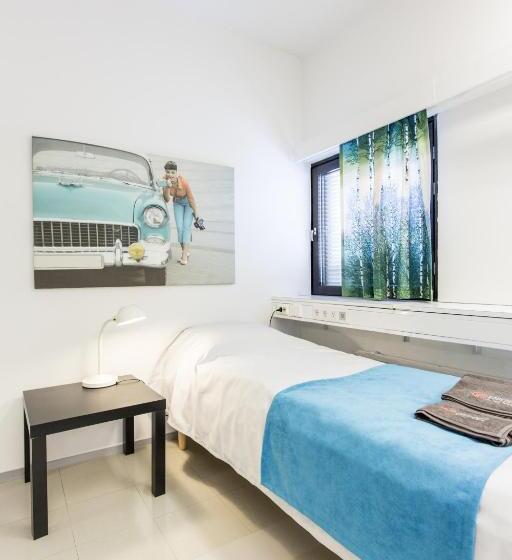 バス共有のスタンダードルーム, Forenom Hostel Vantaa Airport