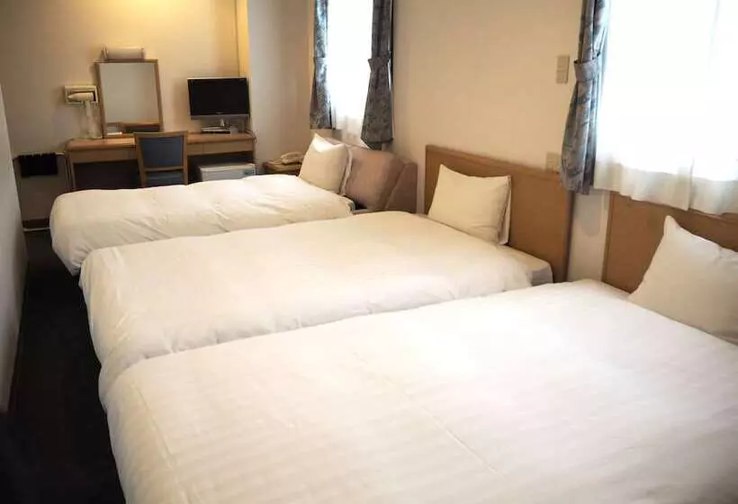 Habitació Triple Estàndard, Green Mark