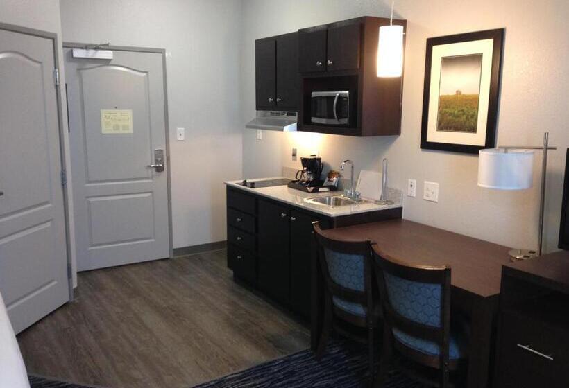 Люкс Deluxe 2 Спальни, Hawthorn Suites By Wyndham San Angelo