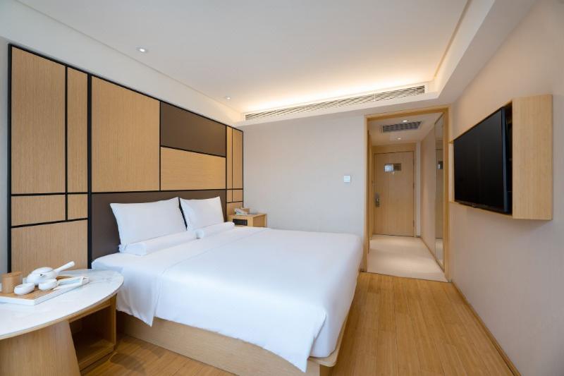 غرفة قياسية سرير كينج لذوى الإحتياجات الخاصة, Holiday Inn Express & Suites Aiken, An Ihg