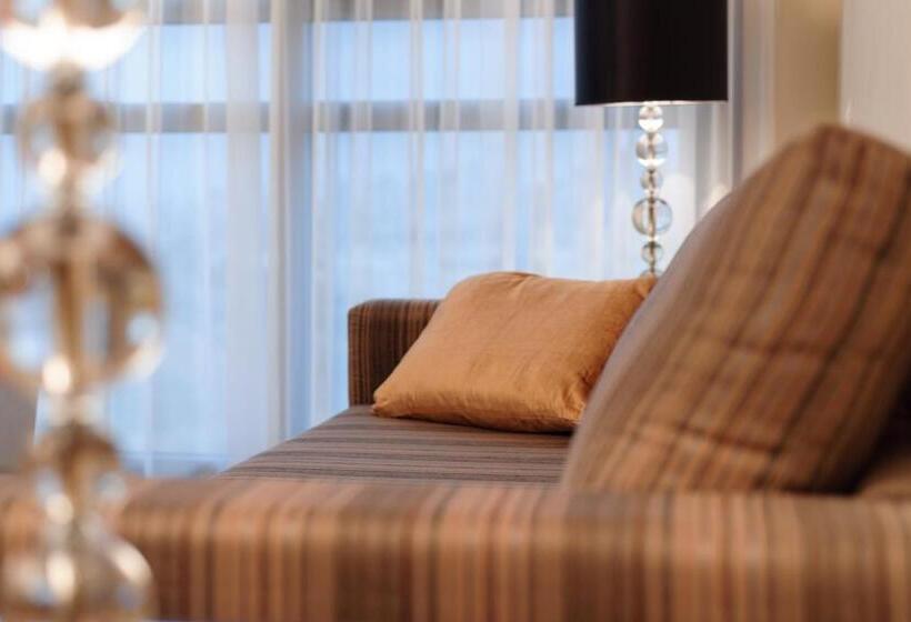 豪华三人间, Leonardo Plaza Ashdod