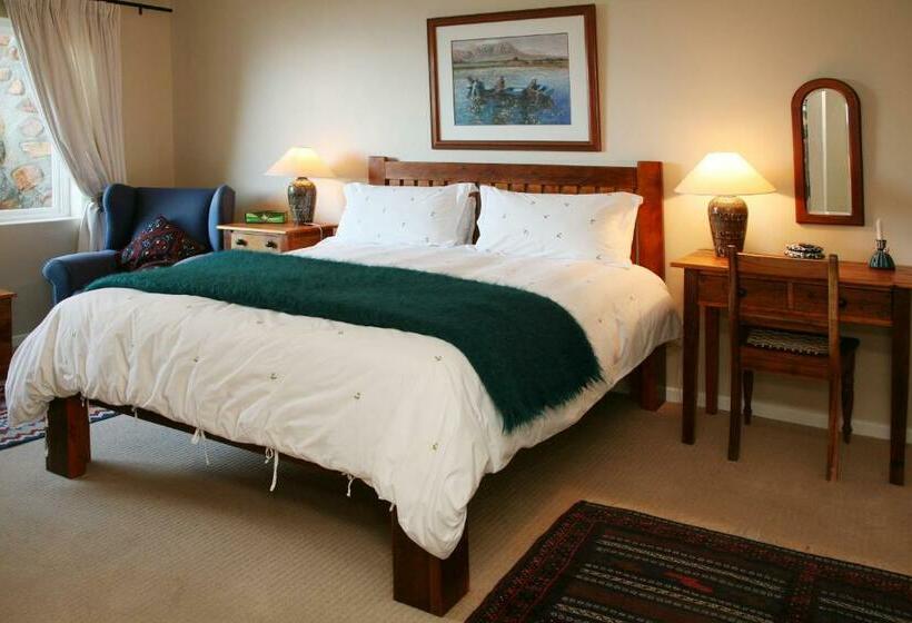 غرفة قياسية إطلالة جانبية علي البحر, Moonglow Guest House