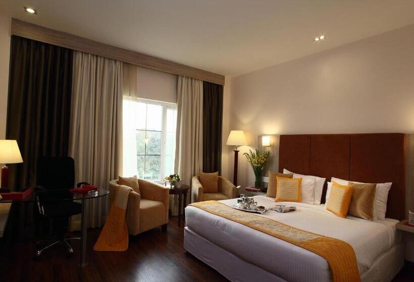 Номер Deluxe, Nidhivan Sarovar Portico Vrindavan