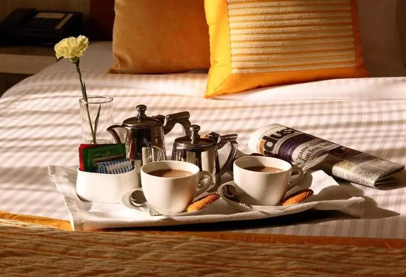 デラックスルーム, Nidhivan Sarovar Portico Vrindavan