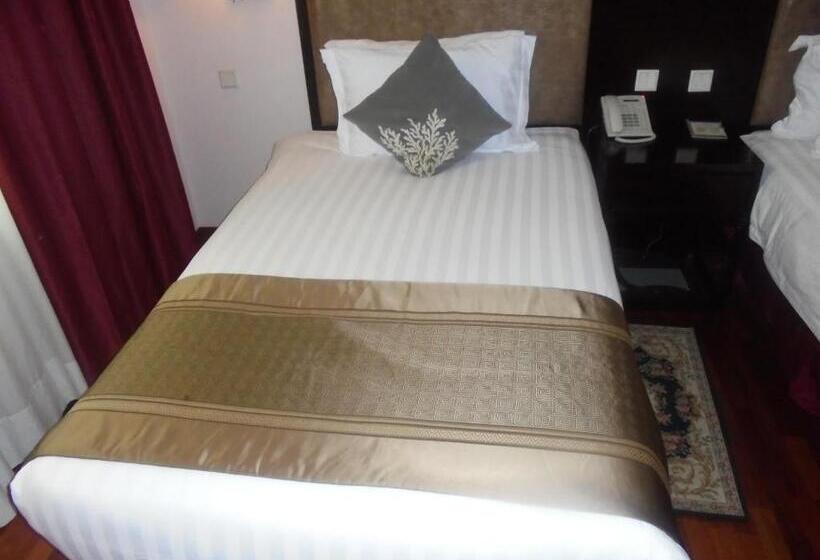 اتاق استاندارد, Saromaria