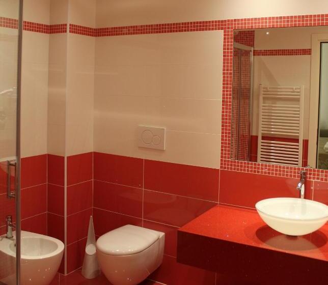 דירת שני חדרים, Terme All'alba