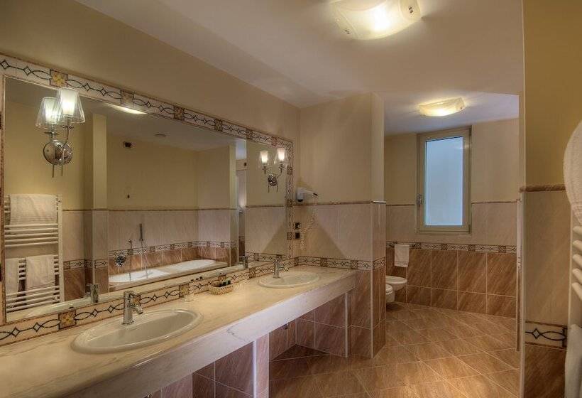 חדר משפחתי, Terme All'alba