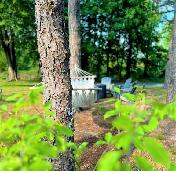 غرفة قياسية سرير كينج, The Seagrove Suites & Guest Rooms