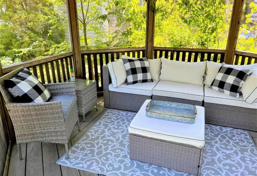 جناح ديلوكس سرير كينج, The Seagrove Suites & Guest Rooms